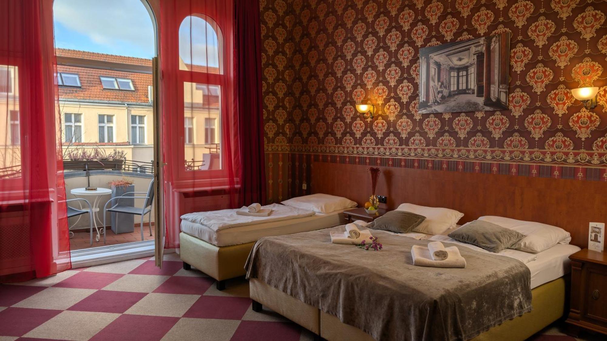 Hotel Pension Bella Берлин Екстериор снимка