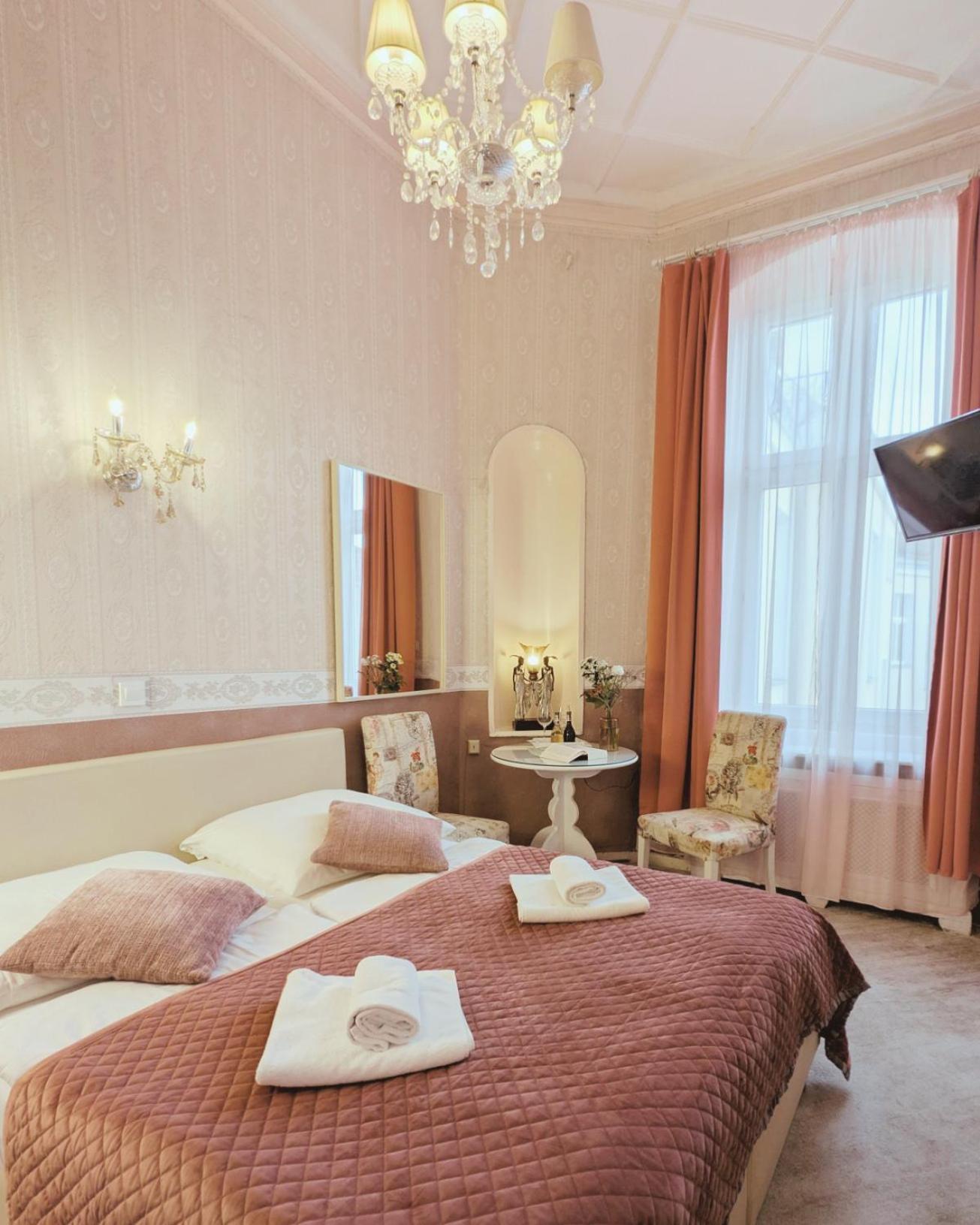 Hotel Pension Bella Берлин Екстериор снимка