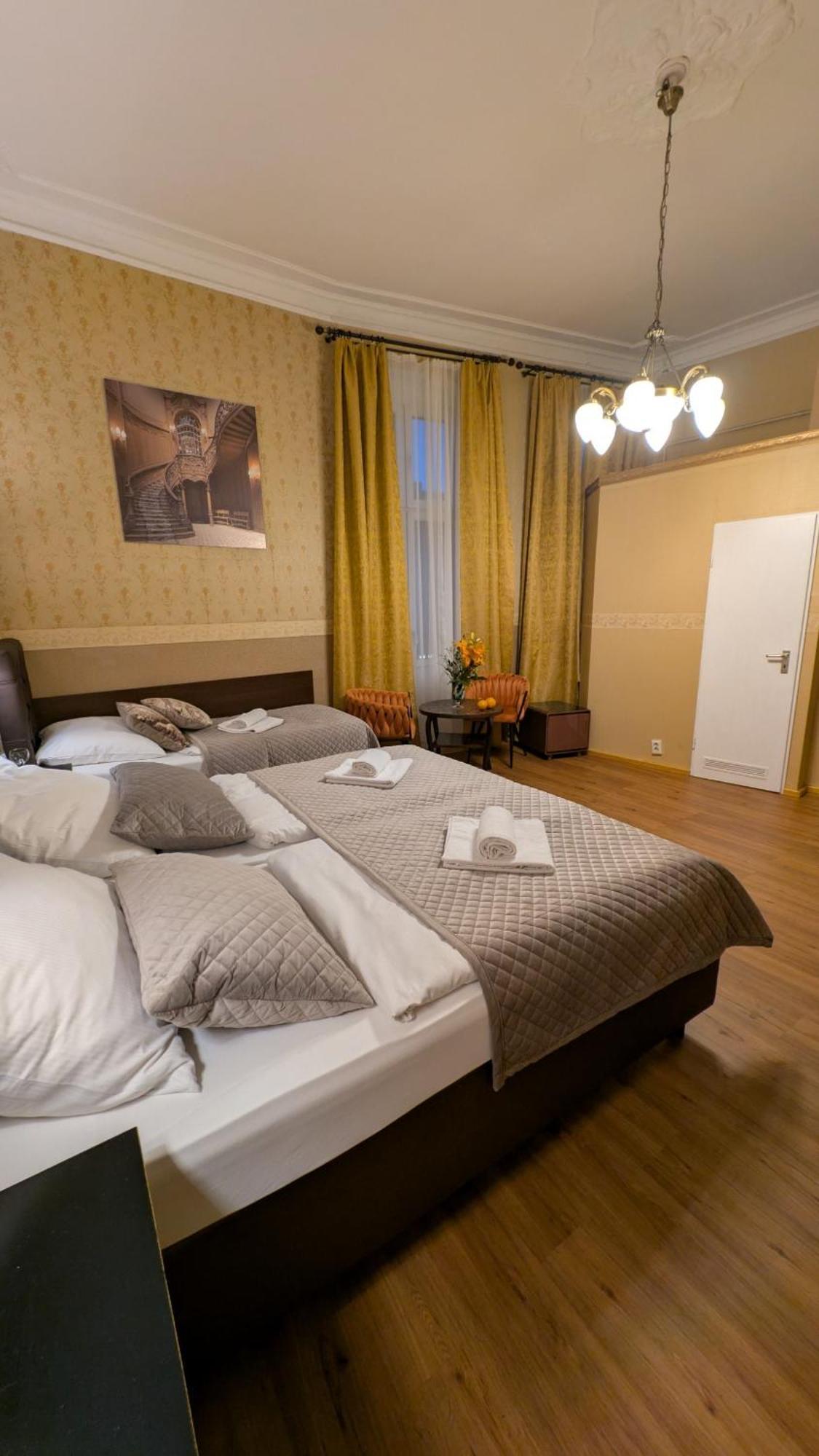 Hotel Pension Bella Берлин Екстериор снимка