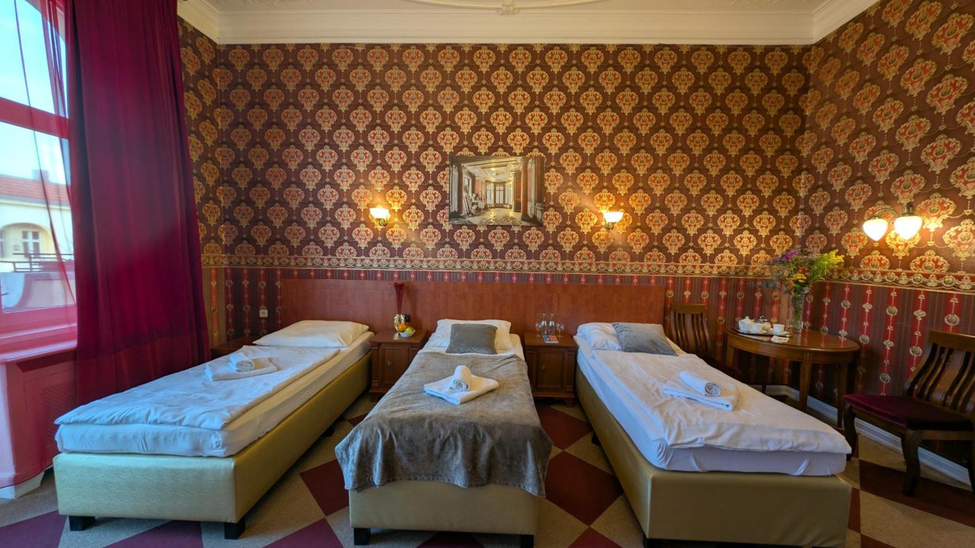 Hotel Pension Bella Берлин Екстериор снимка