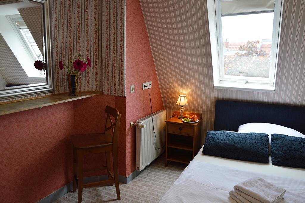 Hotel Pension Bella Берлин Екстериор снимка